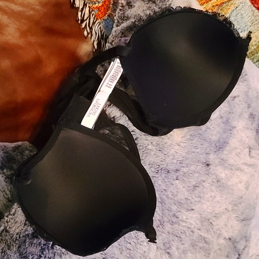 Victoria's Secret Black Lace Front Closure Razorback Bra 34 C - Picture 9 of 12